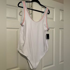 🤍 NWT Torrid Rainbow Bodysuit 🤍